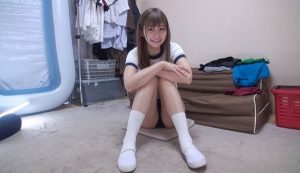 人気アイドル女優の紺野ひかるちゃんに青春の学校ブルマを履かせたら神だったという動画。